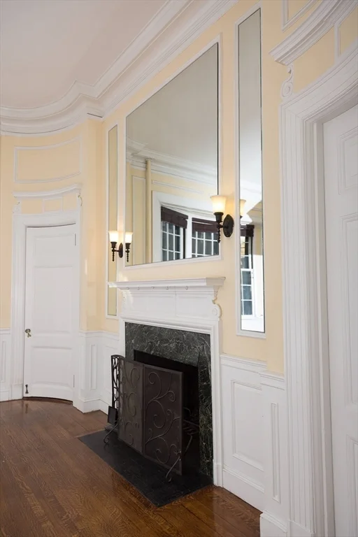 Studio bed, 1 bath apartment for rent at 411 Beacon Unit 4, Back Bay — photo 22 of 26