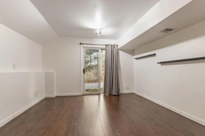 2 bed, 2 bath apartment for rent at 411 Captain Eames Cir Unit 411, Ashland — photo 2 of 25