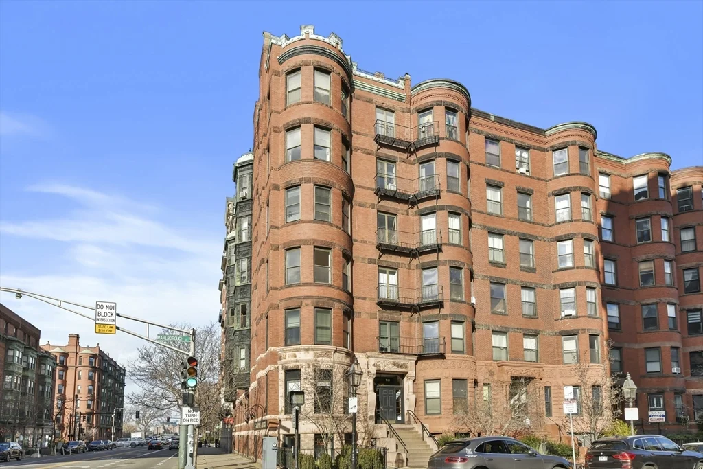 2 bed, 1 bath apartment for rent at 411 Marlborough St Unit 9, Back Bay — photo 20 of 20