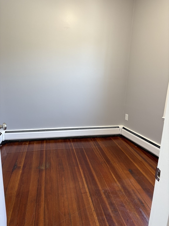 2 bed, 1 bath apartment for rent at 411 Mt Auburn St Unit B, Watertown — photo 8 of 12