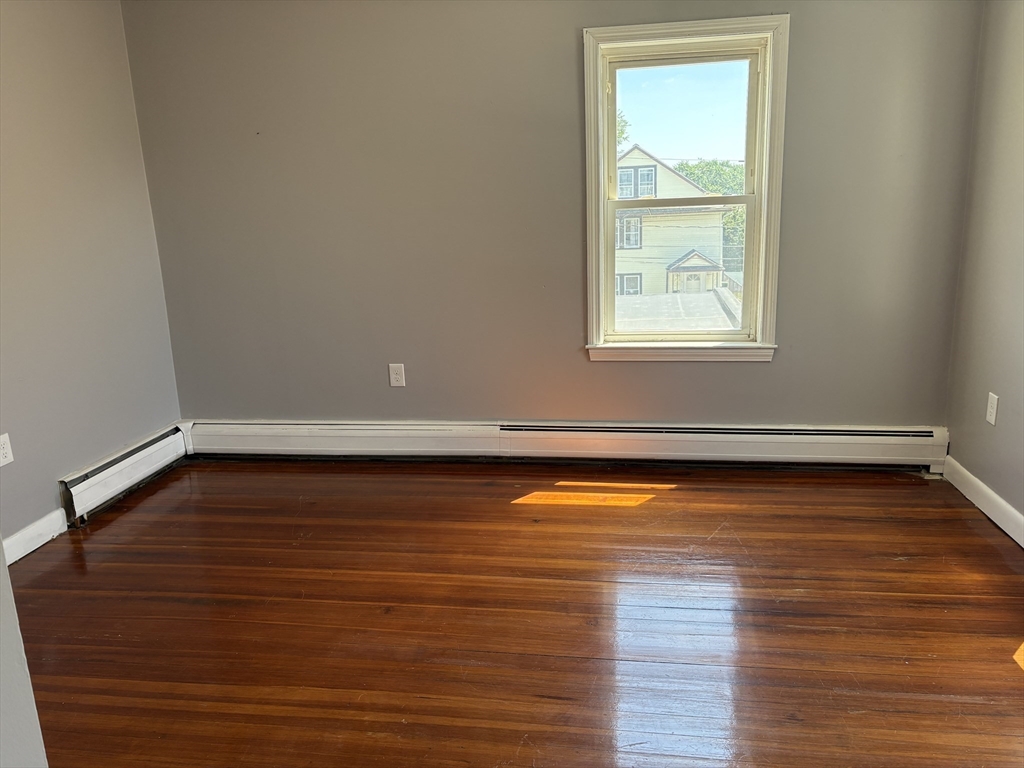 2 bed, 1 bath apartment for rent at 411 Mt Auburn St Unit B, Watertown — photo 9 of 12