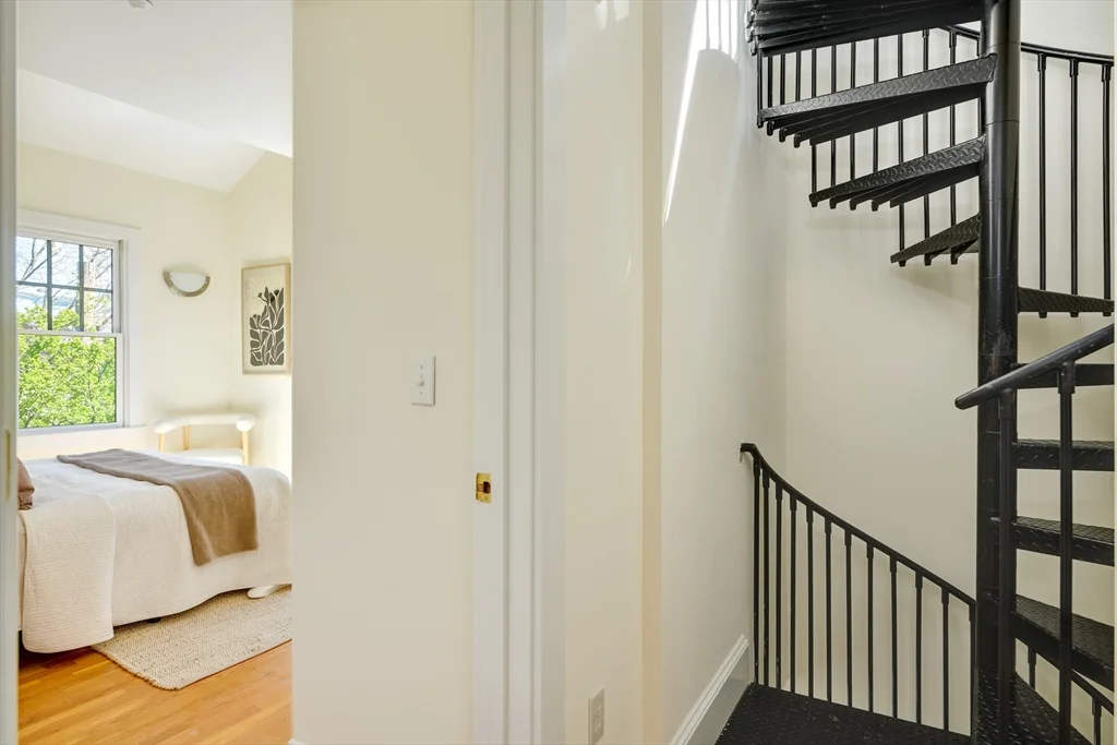 3 bed, 1 bath apartment for rent at 411 Norfolk St Unit 2-A, Union Square — photo 18 of 30