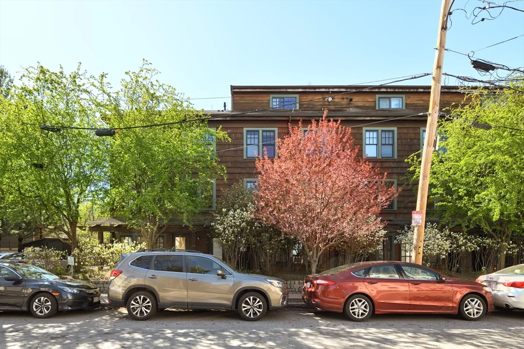 3 bed, 1 bath apartment for rent at 411 Norfolk St Unit 2-A, Union Square — photo 25 of 30