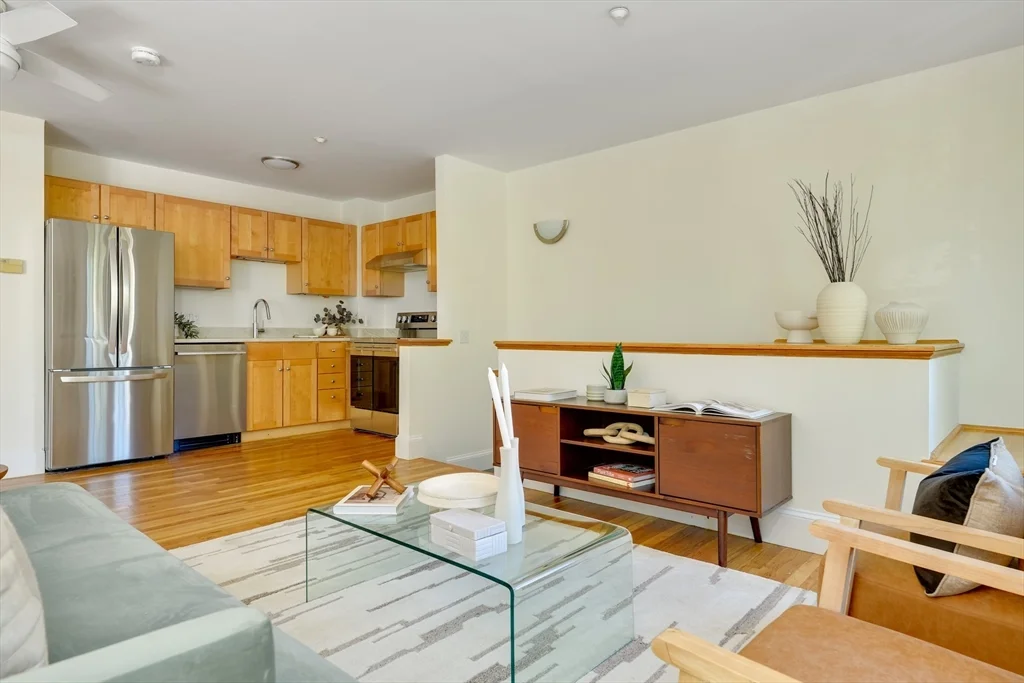 3 bed, 1 bath apartment for rent at 411 Norfolk St Unit 2-A, Union Square — photo 5 of 30