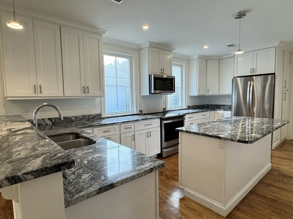 3 bed, 2 bath apartment for rent at 411 Walden St Unit 409, West Cambridge — photo 7 of 23