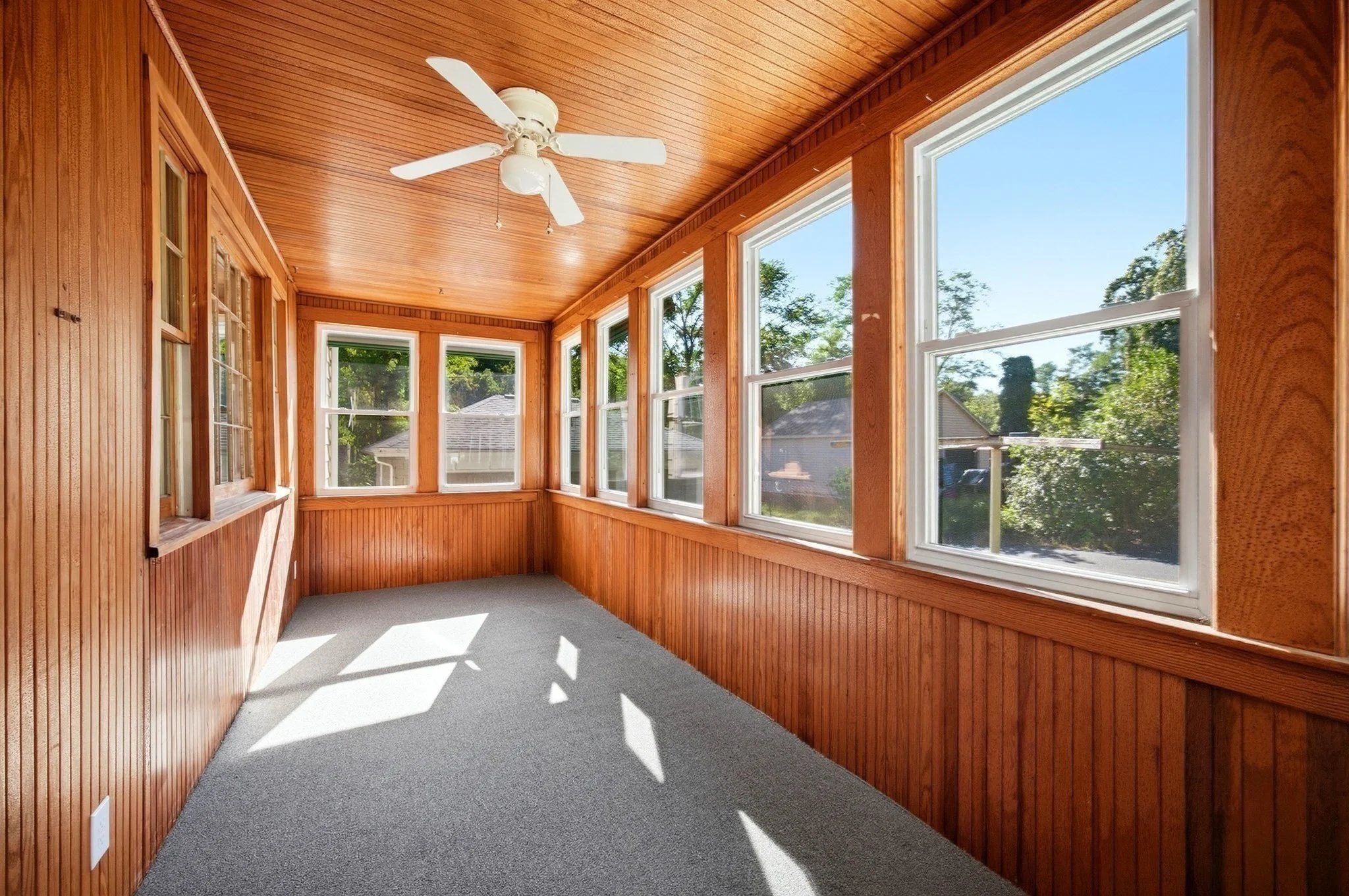 3 bed, 1 bath apartment for rent at 4113 Church St Unit 1, Palmer — photo 1 of 27