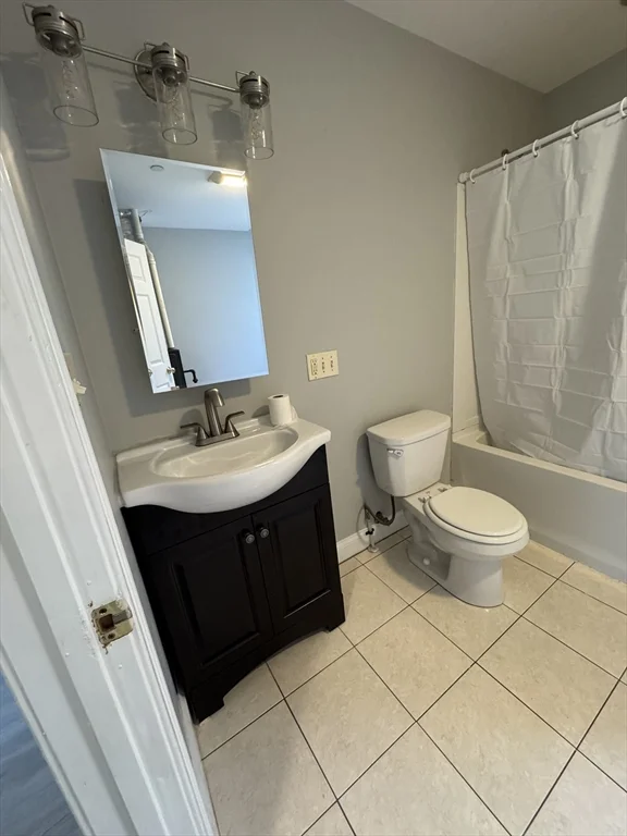 3 bed, 1 bath apartment for rent at 412-414 Ferry St Unit 3, Everett — photo 16 of 17