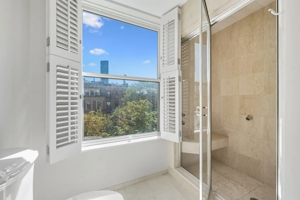 3 bed, 2 bath apartment for rent at 412 Beacon St Unit 6, Back Bay — photo 8 of 16