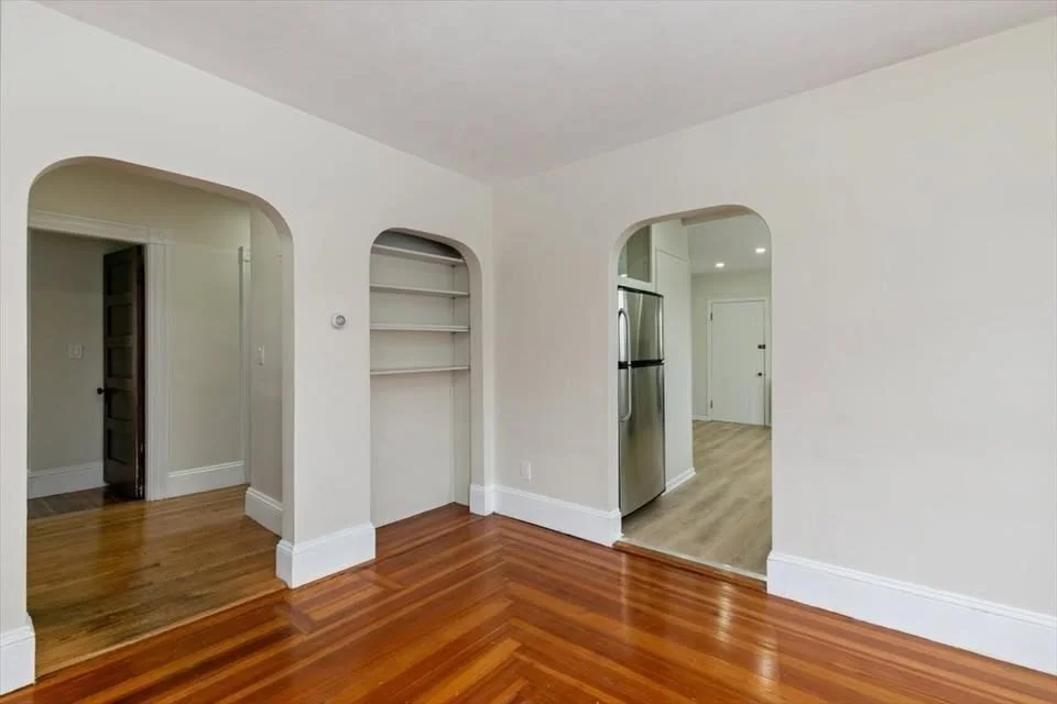 3 bed, 1 bath apartment for rent at 412 Cabot Unit 1, Beverly — photo 6 of 9