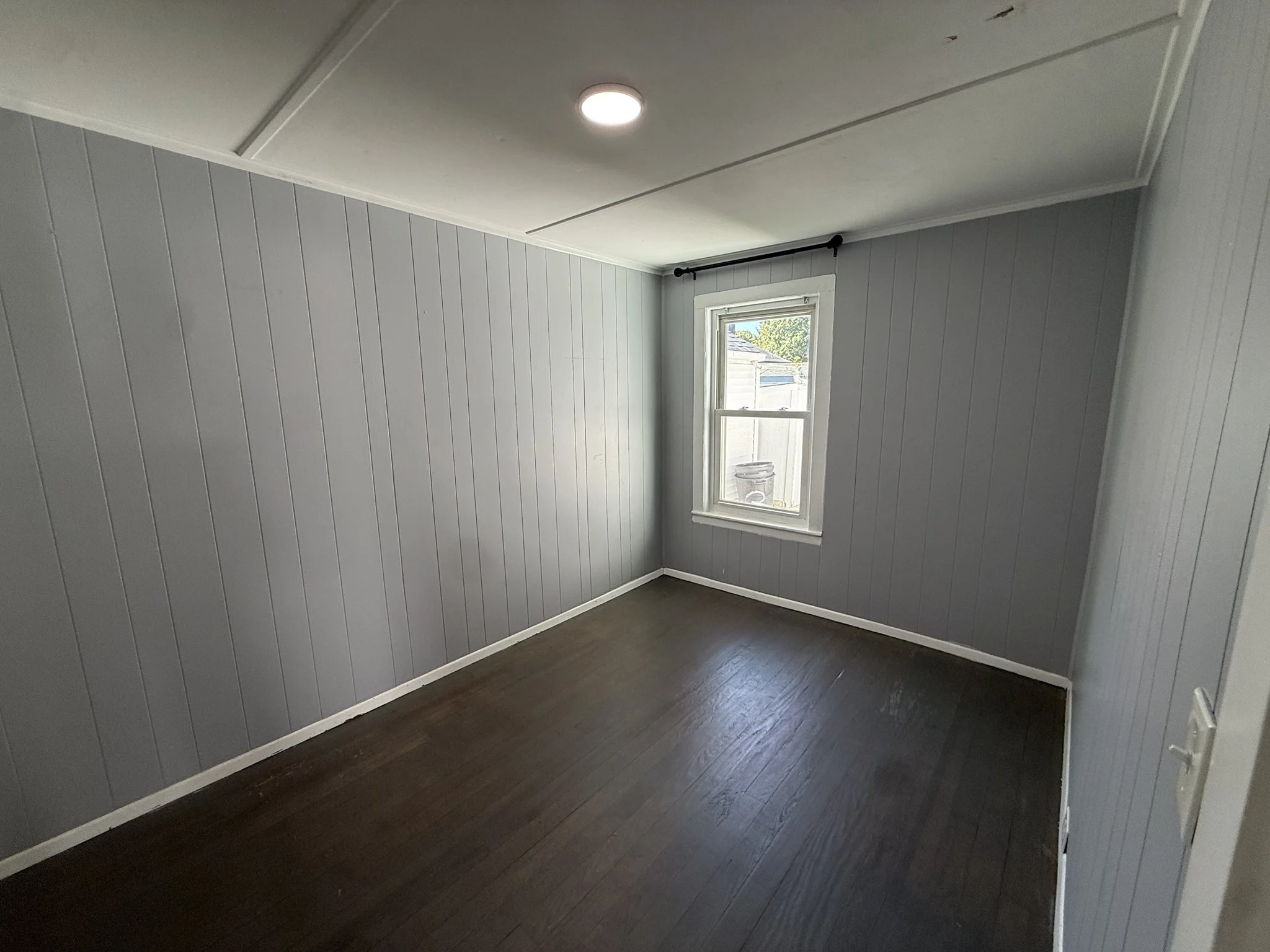 2 bed, 1 bath apartment for rent at 412 Court St Unit 1, North Plymouth — photo 2 of 33