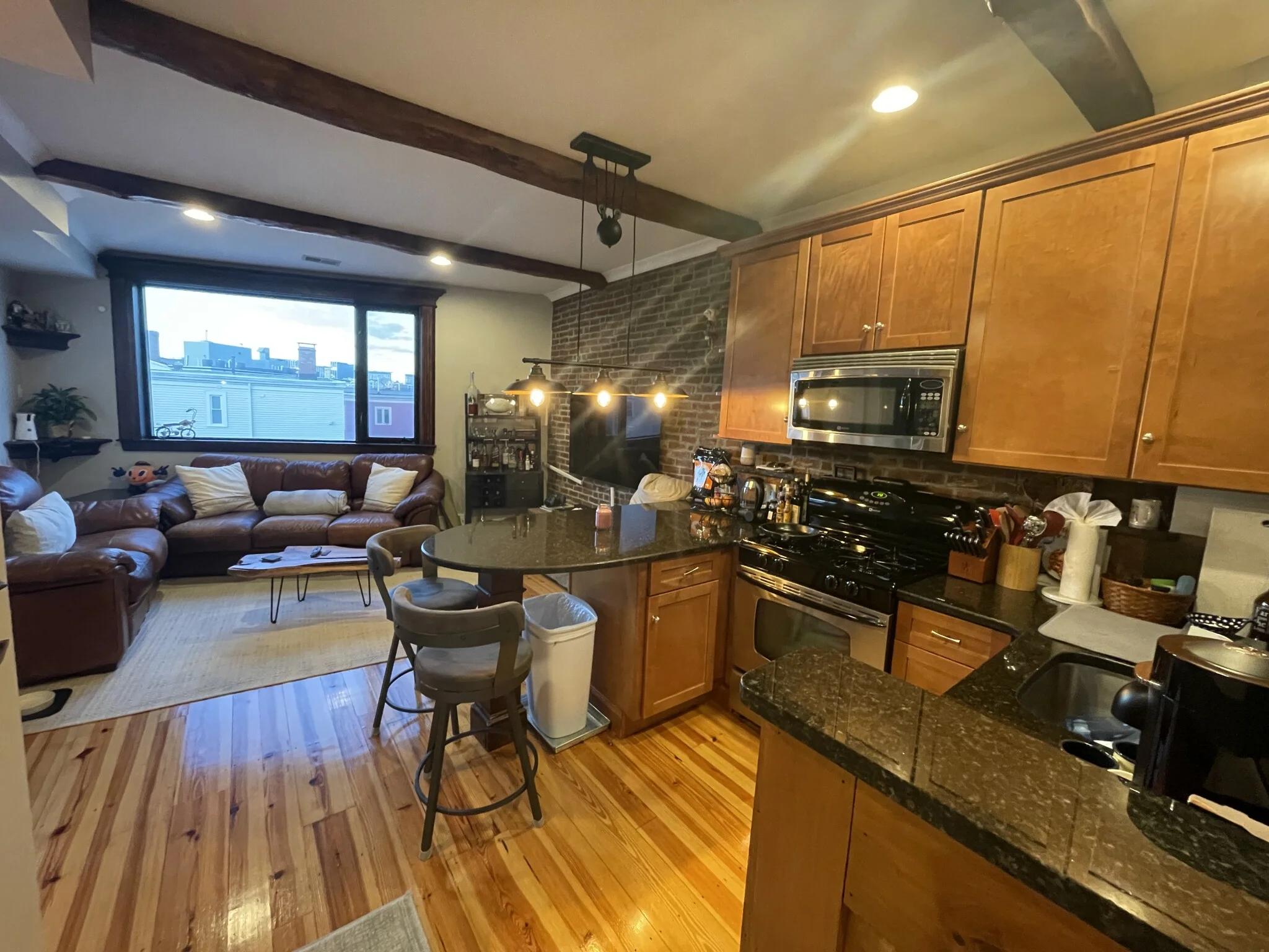 2 bed, 1.5 bath apartment for rent at 412 E Third St Unit 2, South Boston — photo 2 of 17