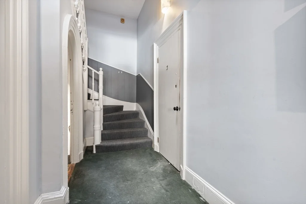 1 bed, 1 bath apartment for rent at 413 Beacon St Unit 3, Back Bay — photo 16 of 23
