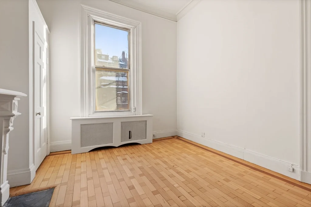 1 bed, 1 bath apartment for rent at 413 Beacon St Unit 3, Back Bay — photo 9 of 23