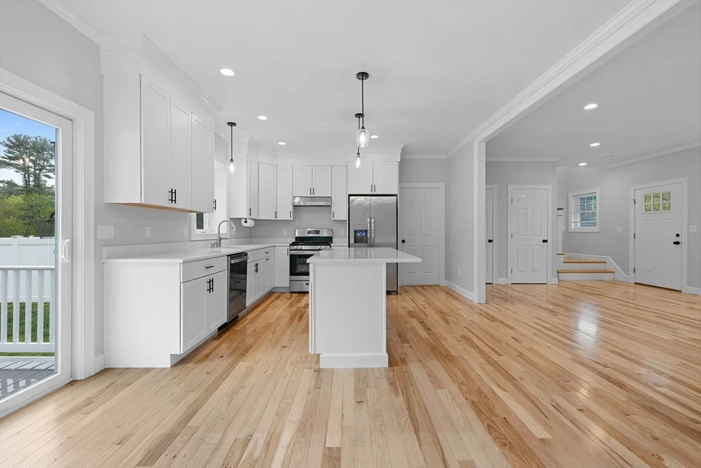3 bed, 2 bath apartment for rent at 413 South St Unit 413, Foxboro — photo 5 of 36
