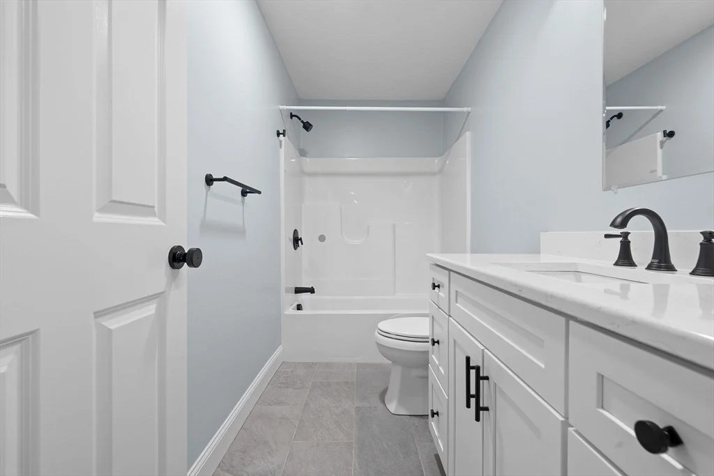 3 bed, 2 bath apartment for rent at 413 South St Unit 413, Foxboro — photo 21 of 36