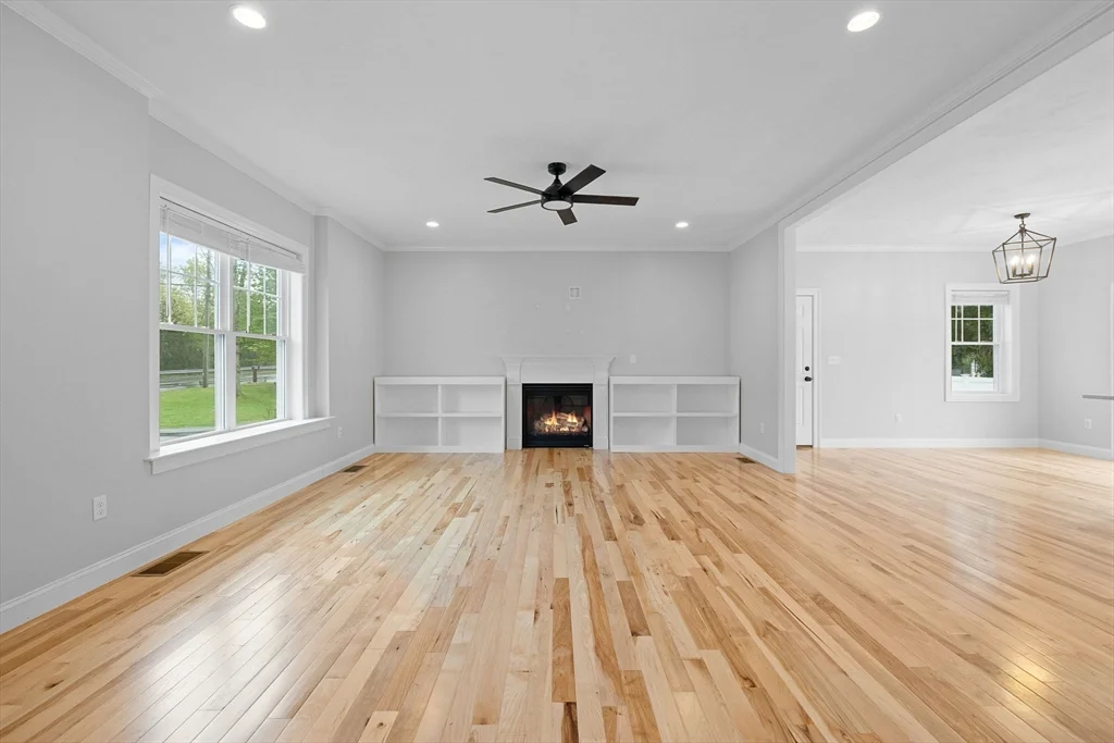 3 bed, 2 bath apartment for rent at 413 South St Unit 413, Foxboro — photo 10 of 36