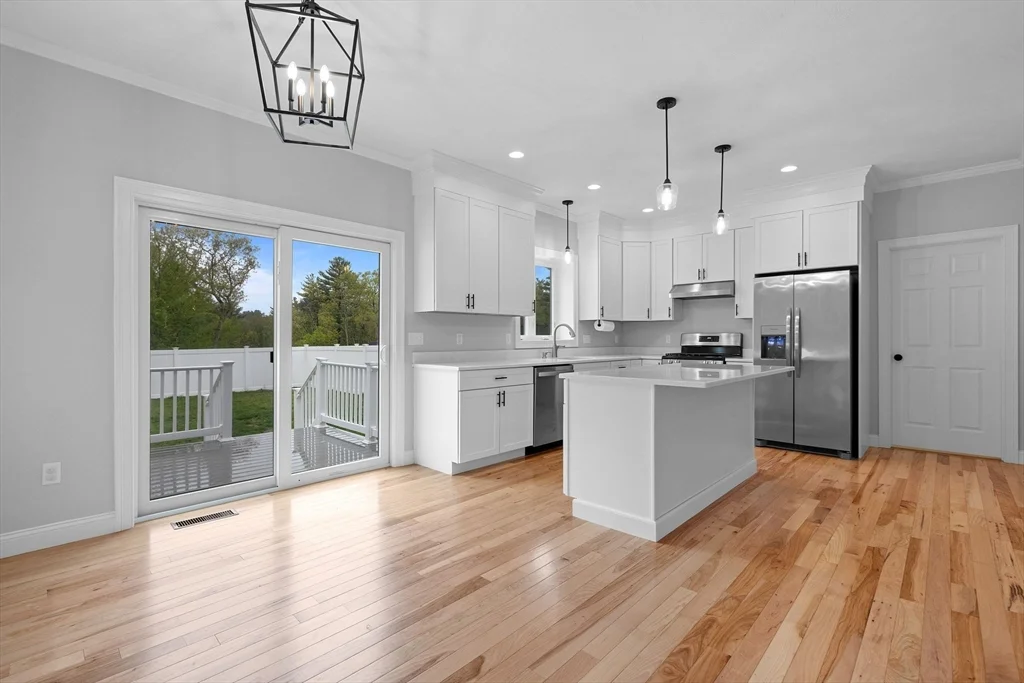 3 bed, 2 bath apartment for rent at 413 South St Unit 413, Foxboro — photo 3 of 36