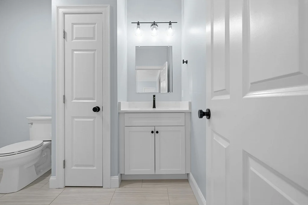 3 bed, 2 bath apartment for rent at 413 South St Unit 413, Foxboro — photo 15 of 36
