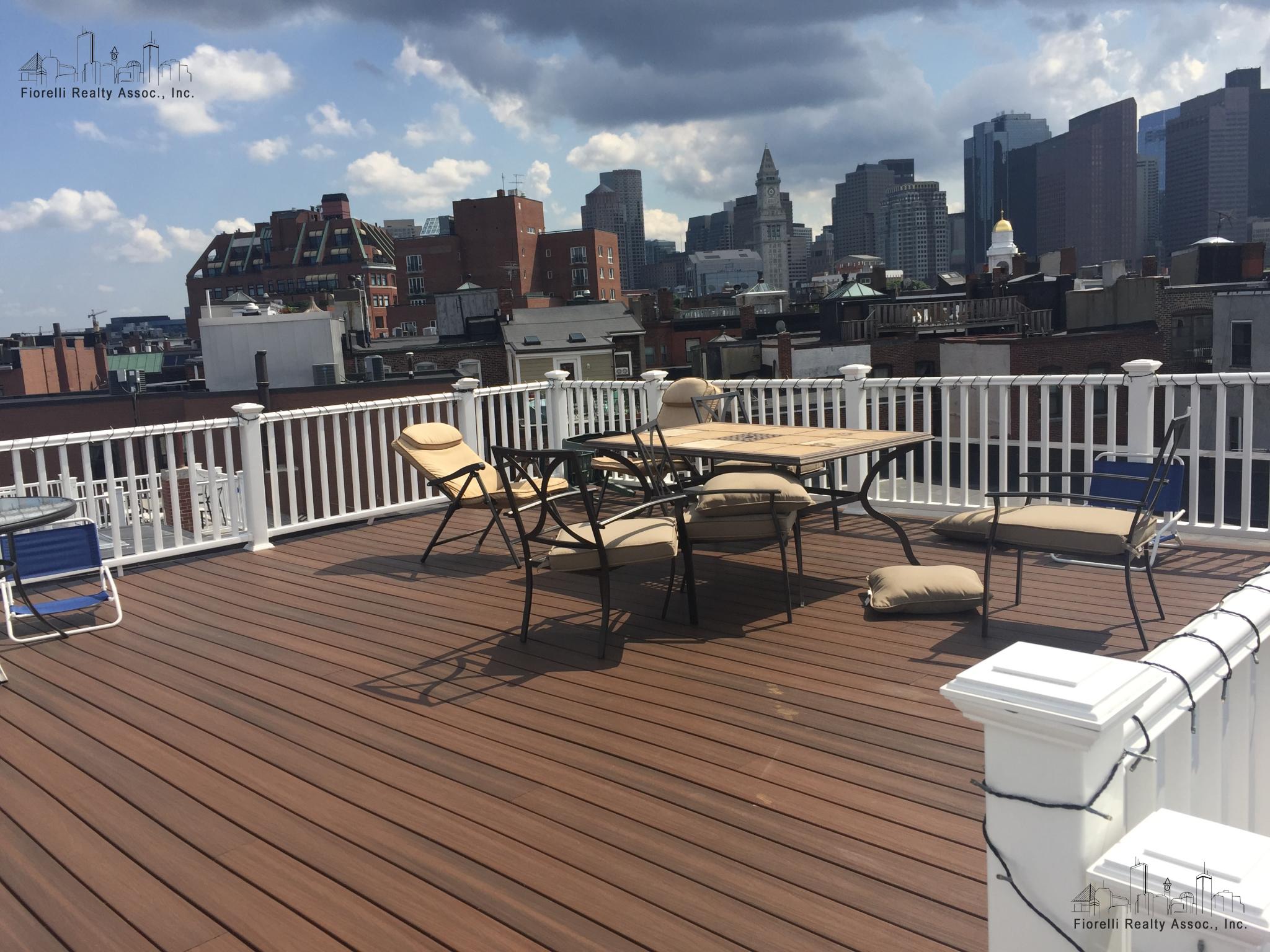 1 bed, 1 bath apartment for rent at 414 Commercial St Unit 4, North End — photo 8 of 9