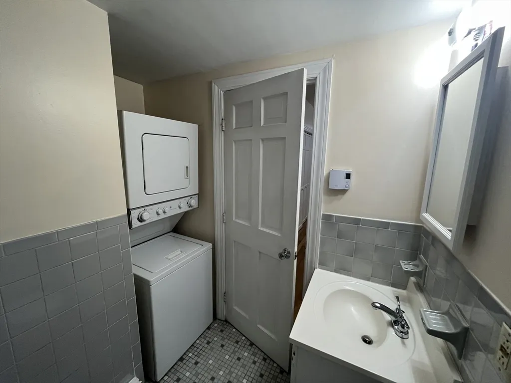 1 bed, 1 bath apartment for rent at 414 Massachusetts Ave Unit 1, South End — photo 4 of 23