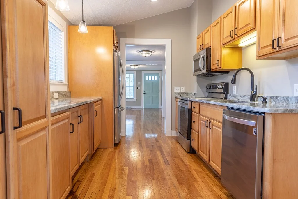 2 bed, 1 bath apartment for rent at 414 Morgan Rd, West Springfield — photo 5 of 38