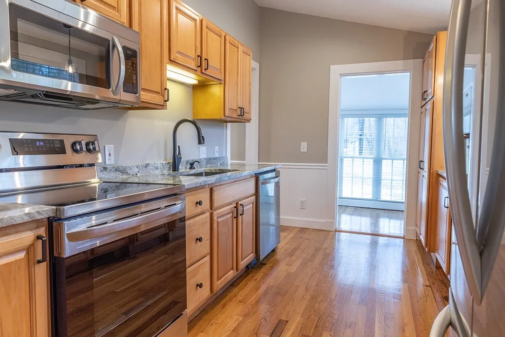 2 bed, 1 bath apartment for rent at 414 Morgan Rd, West Springfield — photo 4 of 38