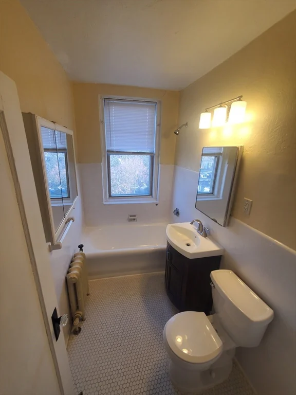 2 bed, 1 bath apartment for rent at 415 County St Unit 512, New Bedford — photo 12 of 18