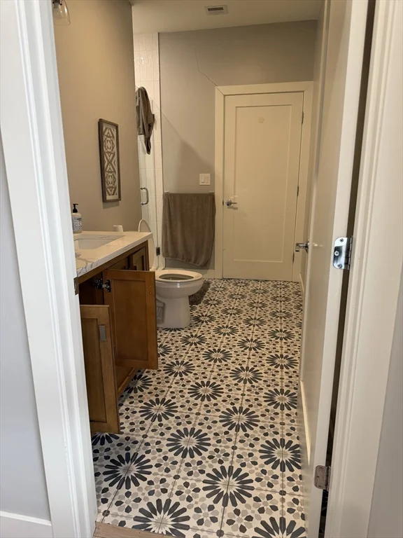 5 bed, 2 bath apartment for rent at 415 East 7th Unit 2, South Boston — photo 26 of 35