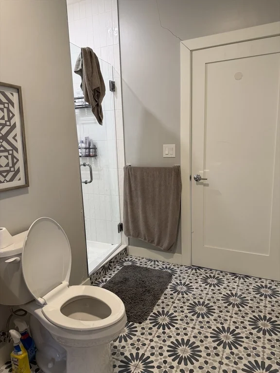 5 bed, 2 bath apartment for rent at 415 East 7th Unit 2, South Boston — photo 28 of 35