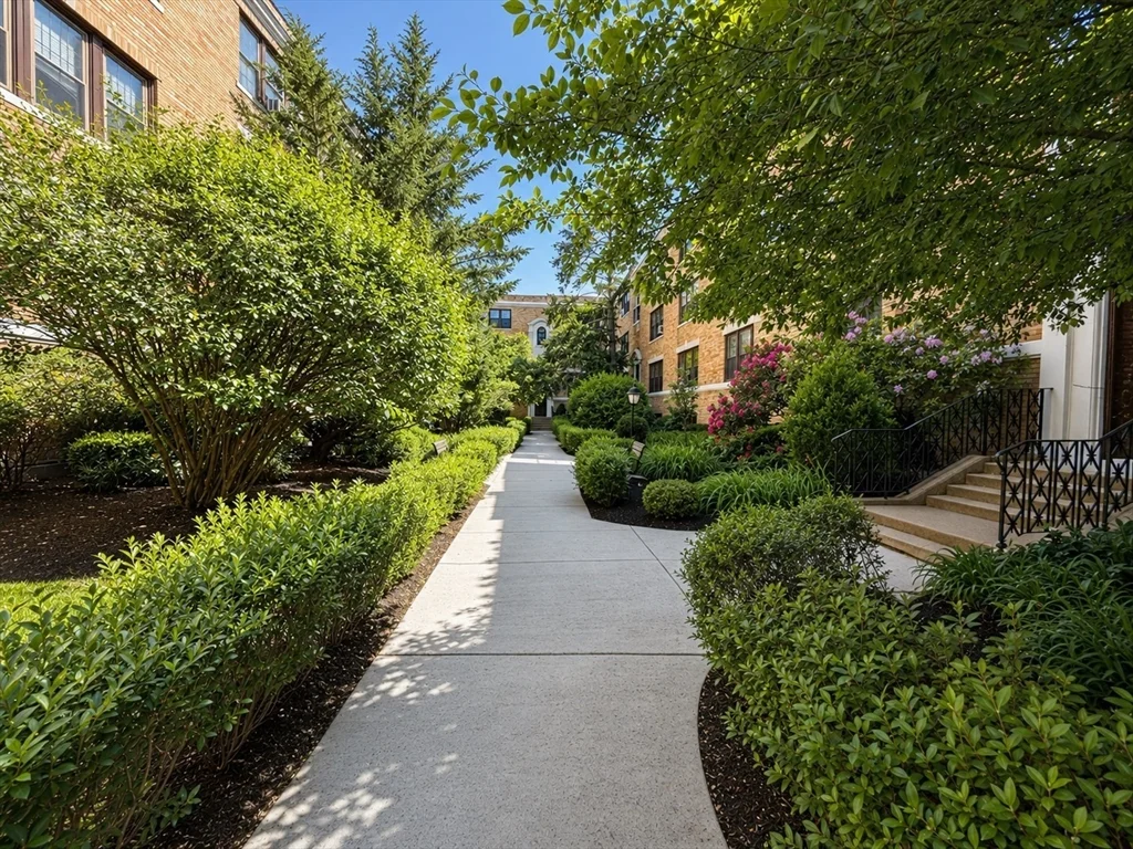 2 bed, 1 bath apartment for rent at 415 Washington St Unit 5, Coolidge Corner — photo 33 of 42