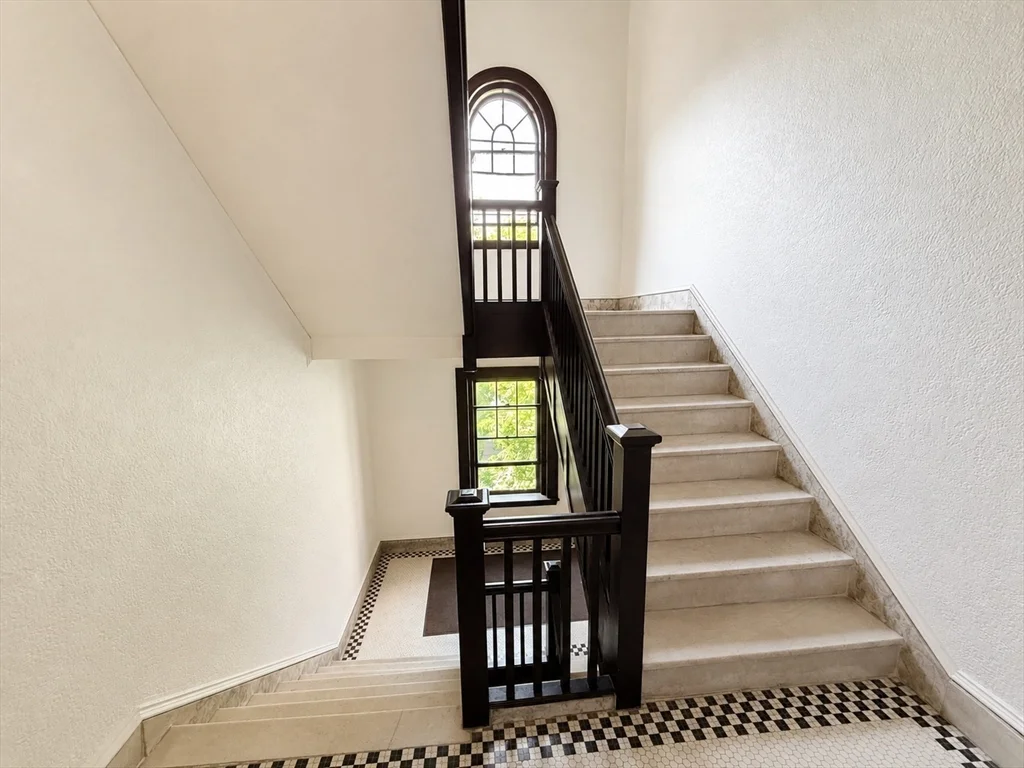 2 bed, 1 bath apartment for rent at 415 Washington St Unit 5, Coolidge Corner — photo 38 of 42