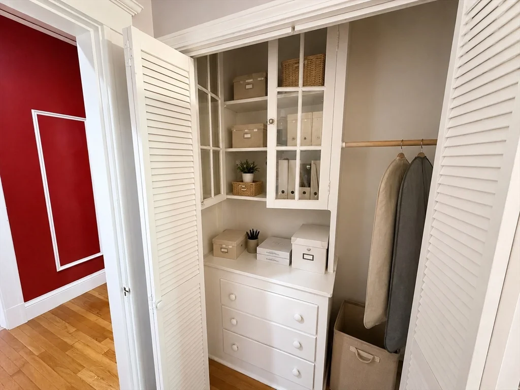2 bed, 1 bath apartment for rent at 415 Washington St Unit 5, Coolidge Corner — photo 14 of 42