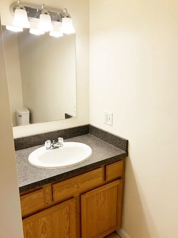2 bed, 1 bath apartment for rent at 415 Willard St Unit 3, Quincy — photo 16 of 21