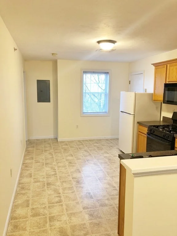 2 bed, 1 bath apartment for rent at 415 Willard St Unit 3, Quincy — photo 5 of 21