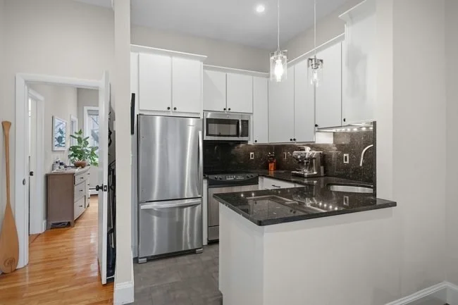 1 bed, 1 bath apartment for rent at 416 Columbus Ave Unit 2, South End — photo 7 of 18