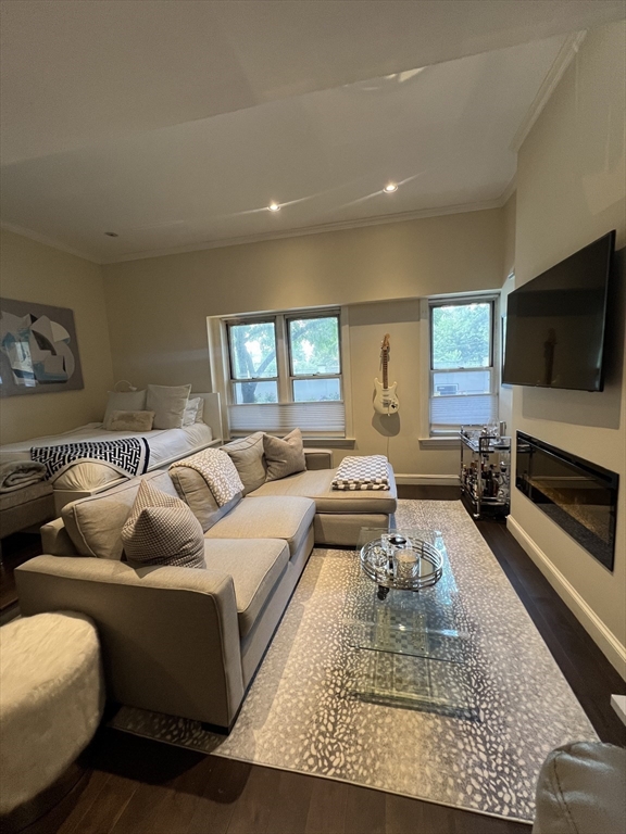Studio bed, 1 bath apartment for rent at 416 Commonwealth Ave Unit 112, Back Bay — photo 4 of 19