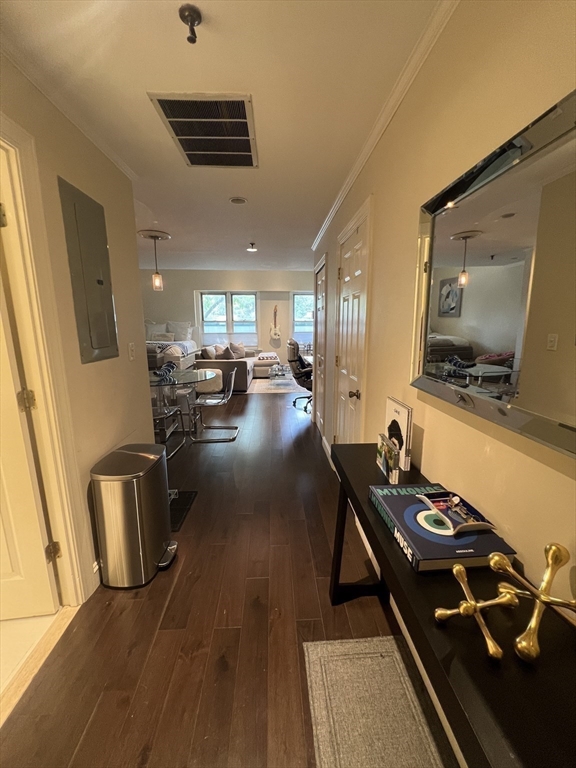 Studio bed, 1 bath apartment for rent at 416 Commonwealth Ave Unit 112, Back Bay — photo 14 of 19