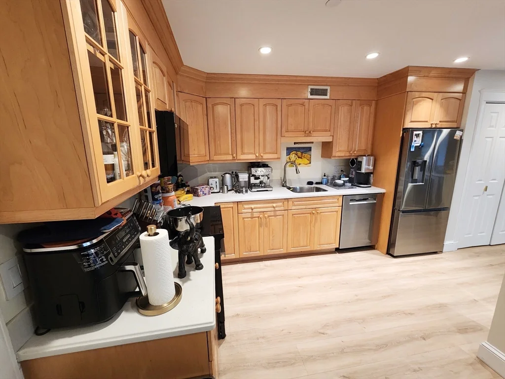 1 bed, 1 bath apartment for rent at 416 Commonwealth Ave Unit 408, Back Bay — photo 8 of 34