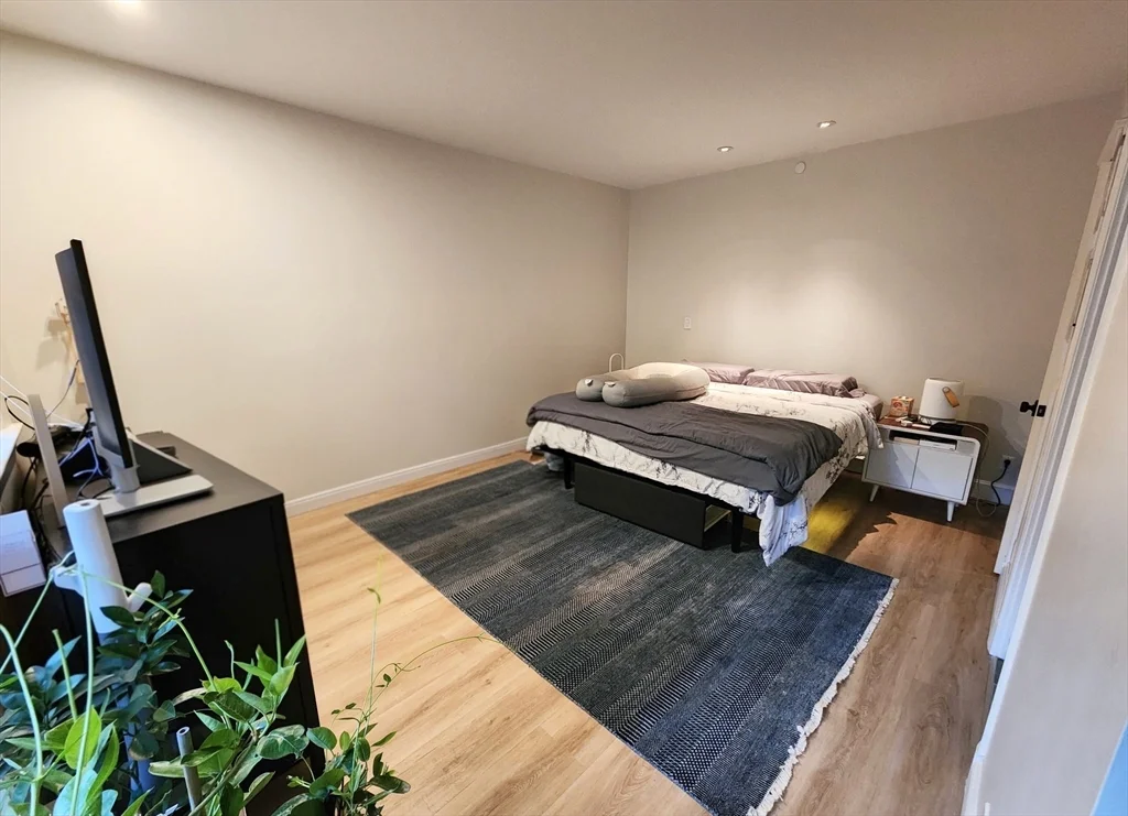 1 bed, 1 bath apartment for rent at 416 Commonwealth Ave Unit 408, Back Bay — photo 10 of 34