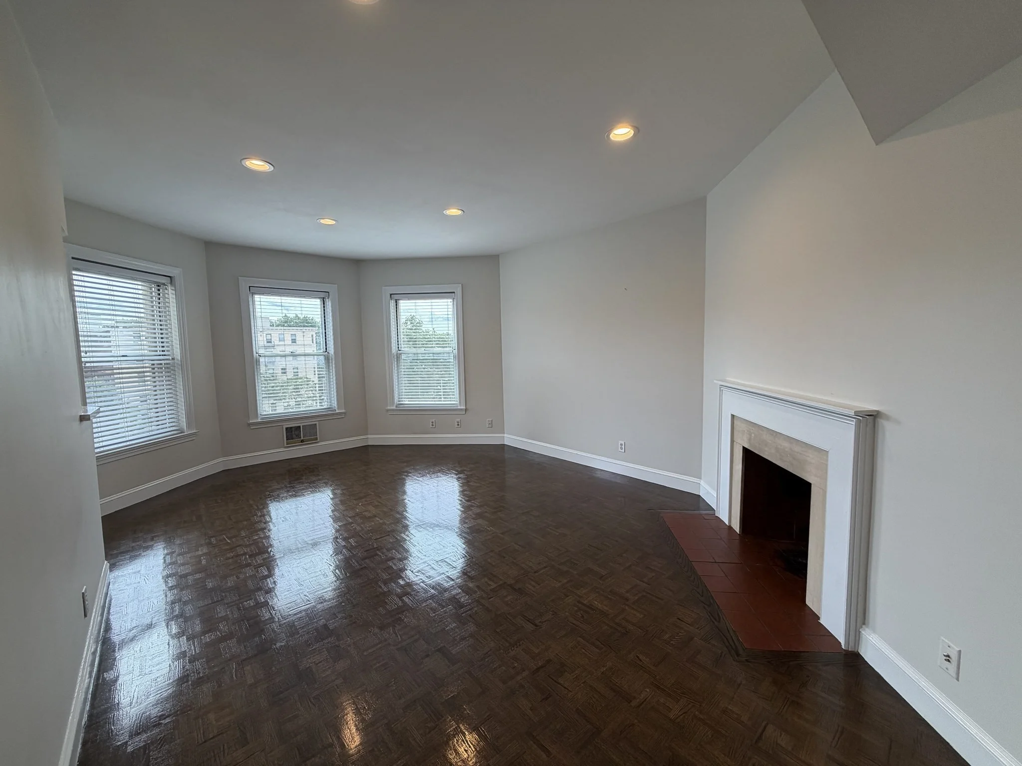 1 bed, 1 bath apartment for rent at 416 Commonwealth Ave Unit 414, Back Bay