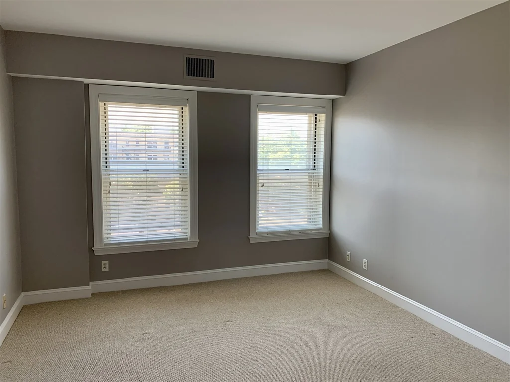 1 bed, 1 bath apartment for rent at 416 Commonwealth Ave Unit 414, Back Bay — photo 6 of 11