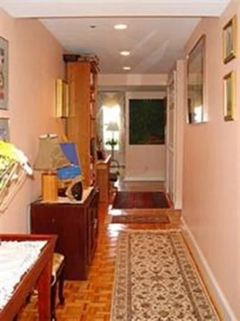 2 bed, 2 bath apartment for rent at 416 Commonwealth Ave Unit 507, Back Bay — photo 4 of 5
