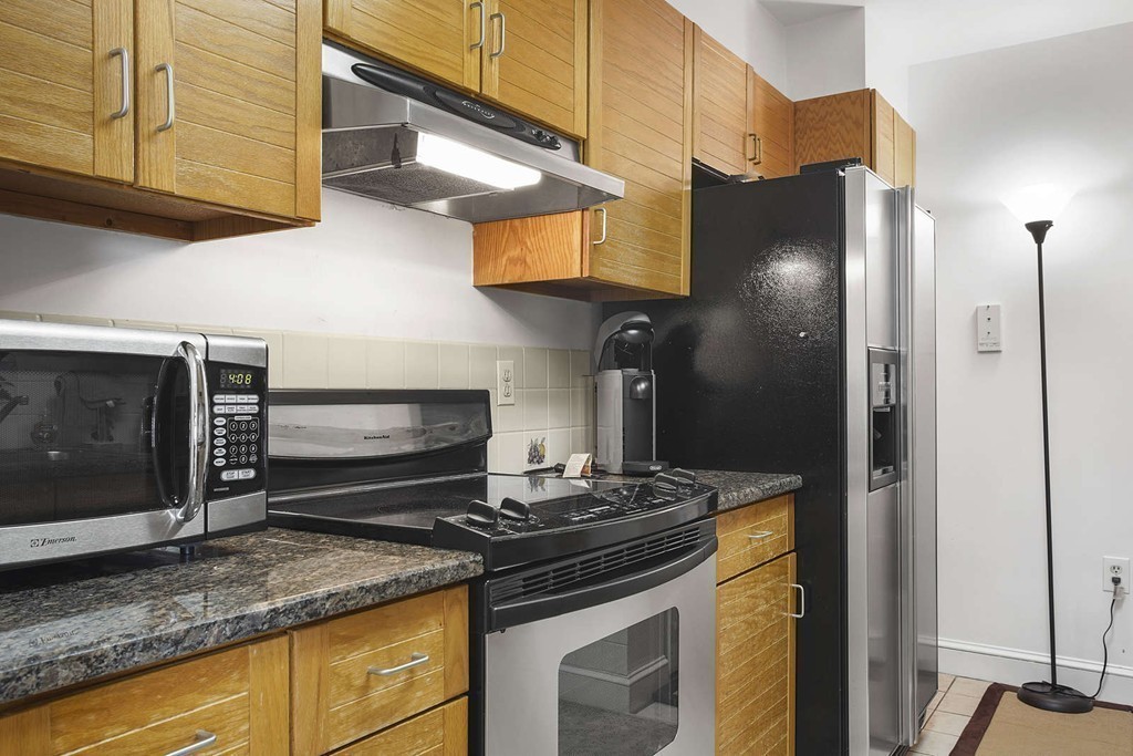 2 bed, 1 bath apartment for rent at 416 Commonwealth Ave Unit 606, Back Bay — photo 9 of 25