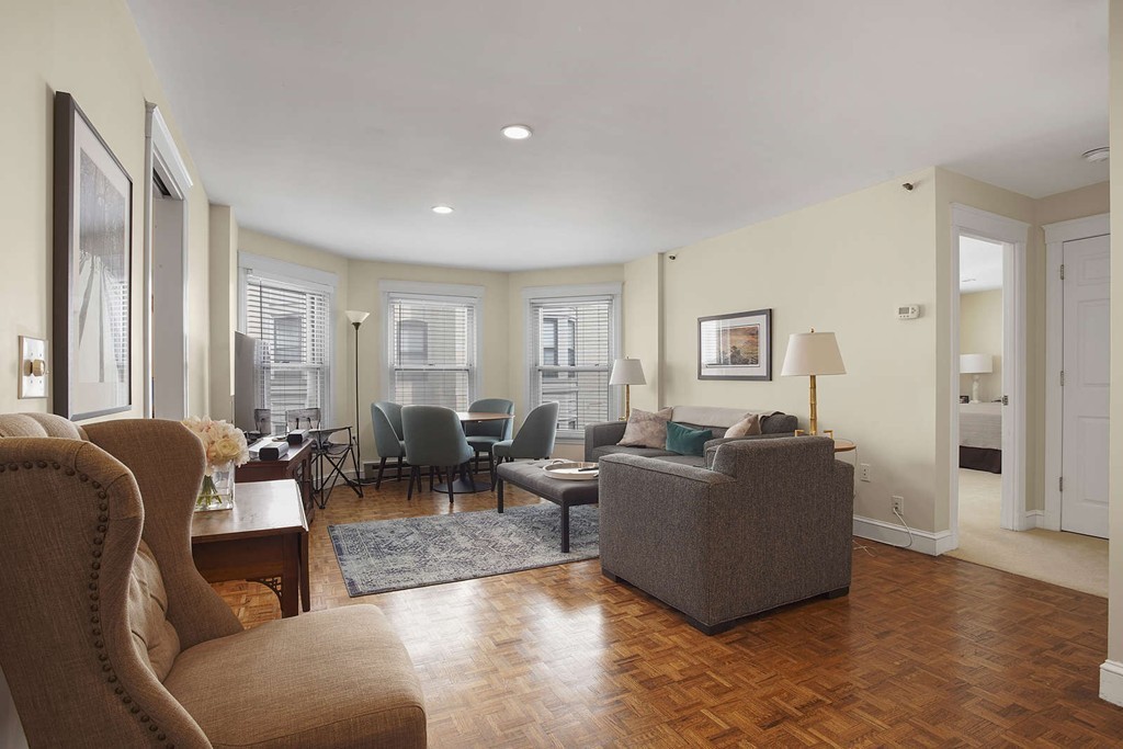 2 bed, 1 bath apartment for rent at 416 Commonwealth Ave Unit 606, Back Bay — photo 2 of 25