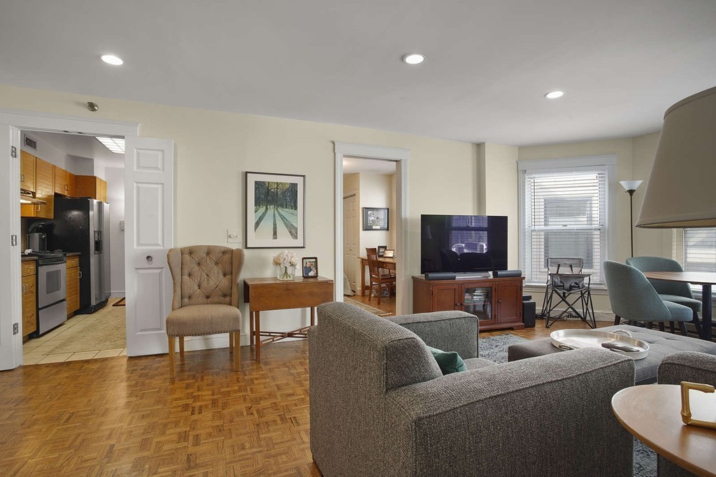 2 bed, 1 bath apartment for rent at 416 Commonwealth Ave Unit 606, Back Bay — photo 5 of 25