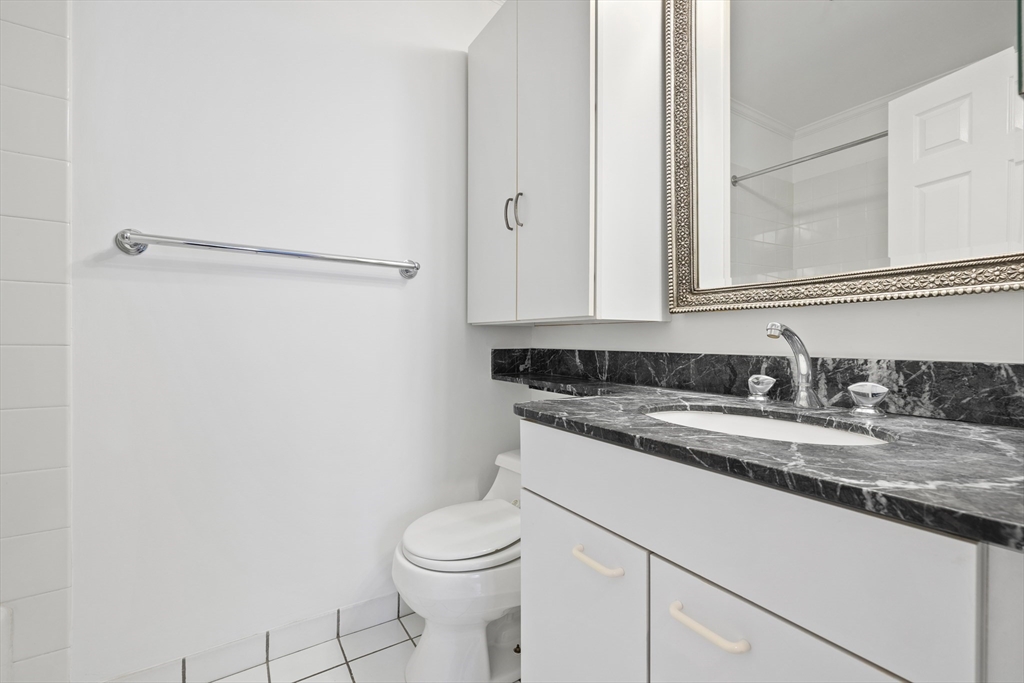 2 bed, 2 bath apartment for rent at 416 Marlborough St Unit 101, Back Bay — photo 8 of 16