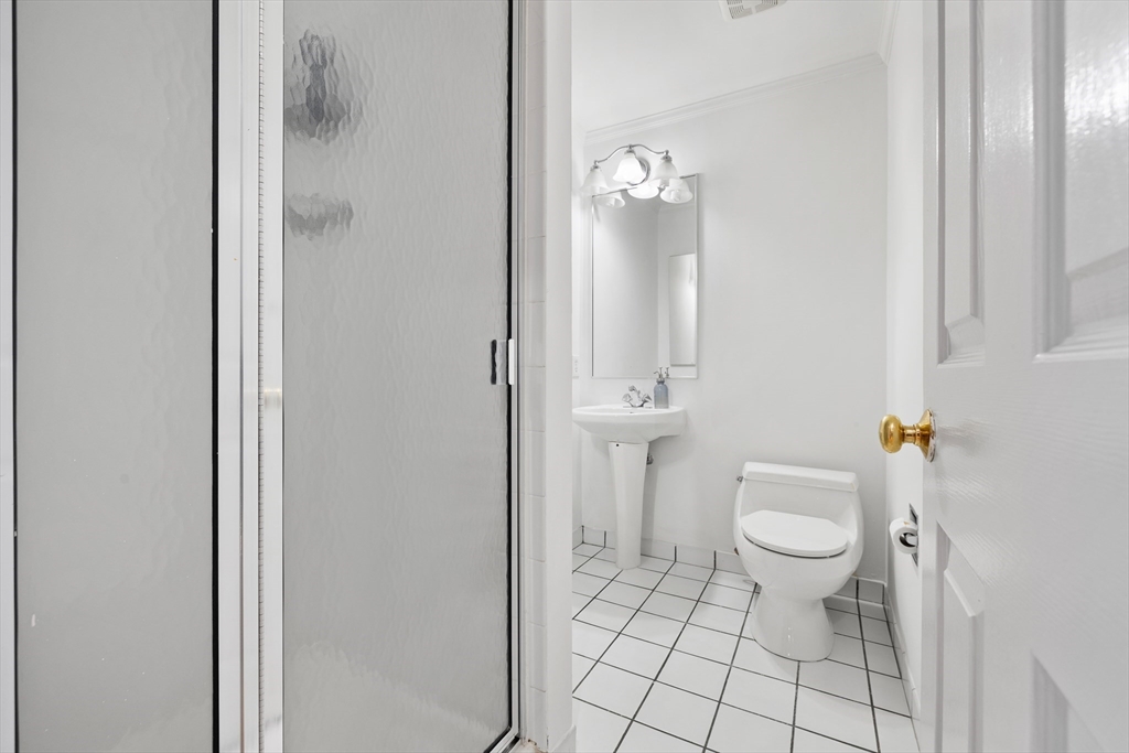 2 bed, 2 bath apartment for rent at 416 Marlborough St Unit 101, Back Bay — photo 10 of 16