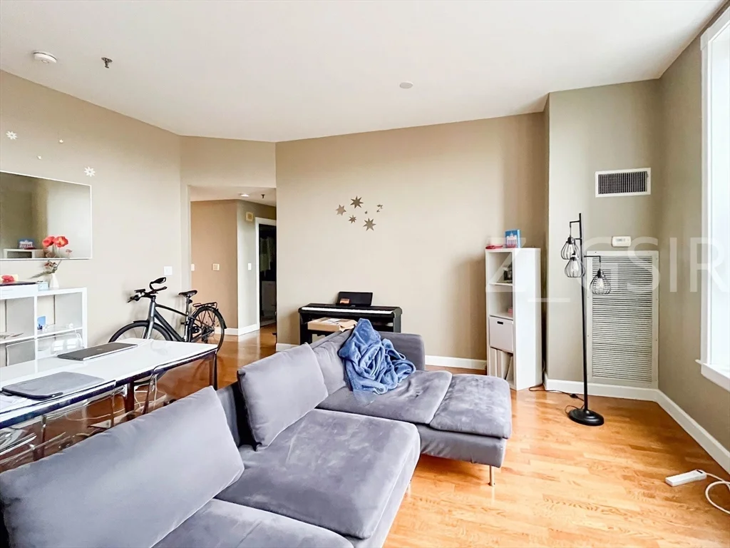 1 bed, 1 bath apartment for rent at 416 Marlborough St Unit 803, Back Bay — photo 4 of 17
