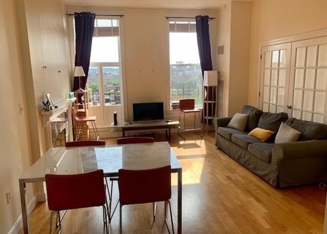 2 bed, 2 bath apartment for rent at 416 Marlborough St Unit 807, Back Bay — photo 2 of 14