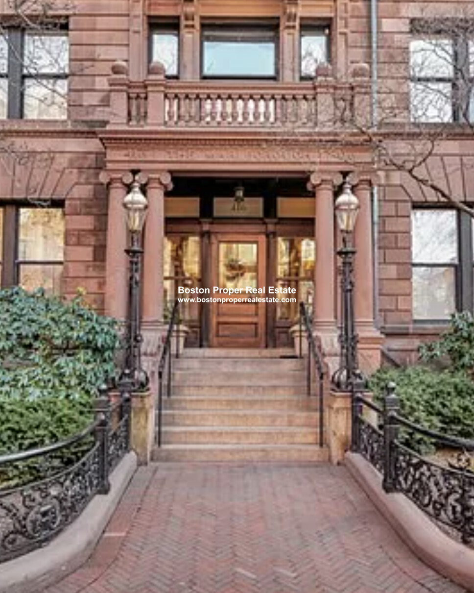 2 bed, 2 bath apartment for rent at 416 Marlborough St Unit 907, Back Bay
